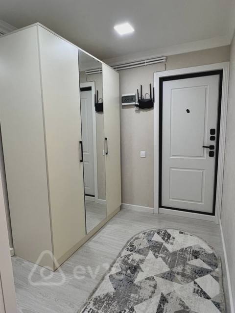 3 otaqlı mənzil, 70 m², B.Nuriyev — Zaur