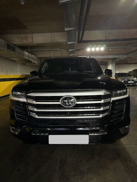 Toyota Land Cruiser, 3.5 L, 2021 il, 124 000 km — 123 900 ₼ · Bakı · Avtomobillər Toyota Land Cruiser, 3.5 L, 2021 il, 124 000 km — Bakı