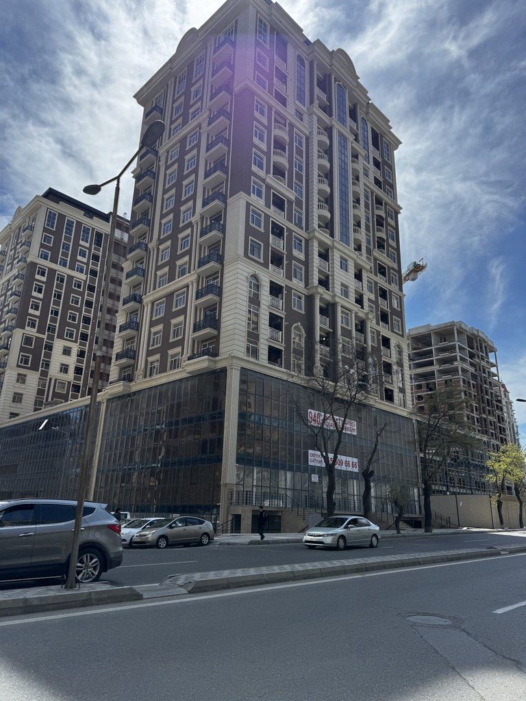 Satılır 2 otaqlı yeni tikili 70 m² — Mənzil, Bakı