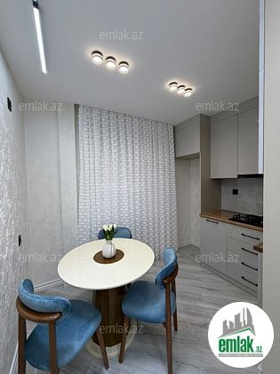 Satılır 2 otaqlı 60 m² köhnə tikili Həzi Aslanov — Daire