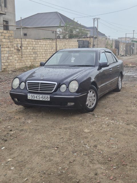 Mercedes E 240, 2.4 L, 2000 il, 296 000 km — Sumqayıt
