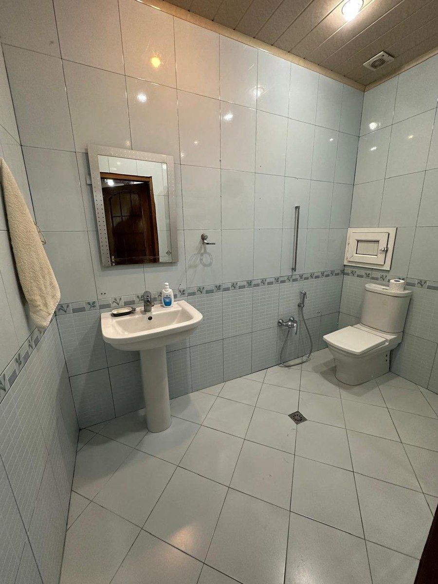 İcarəyə verilir 3 otaqlı yeni tikili 185 m² — Mənzil, Bakı (7)