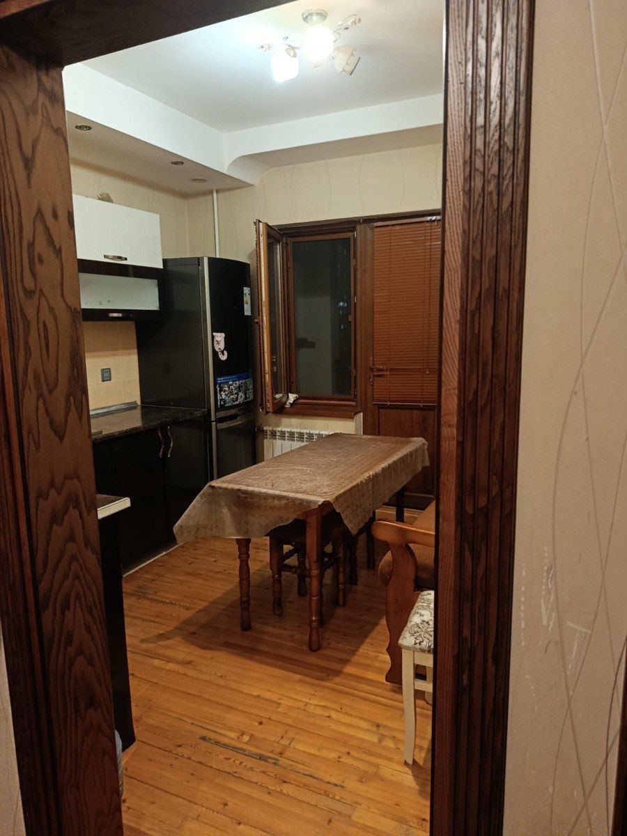 İcarəyə verilir 2 otaqlı köhnə tikili 70 m² — Mənzil, Bakı (3)
