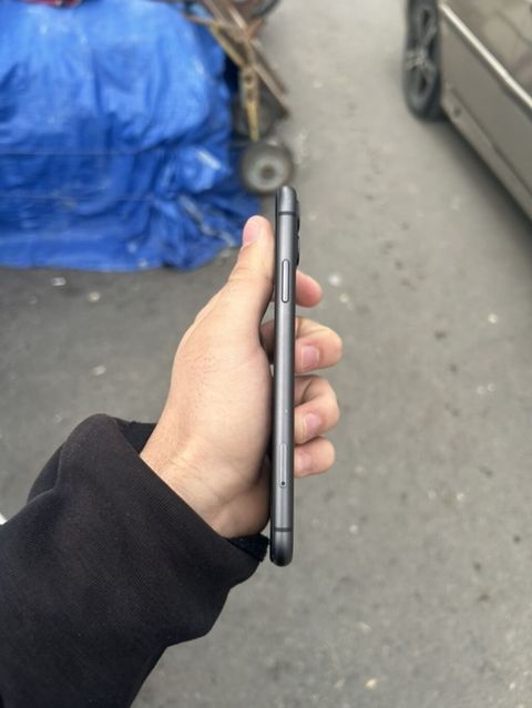 IPhone 11, Qara, Face ID — 200 ₼ · Bakı · Apple iPhone IPhone 11, Qara, Face ID — Bakı