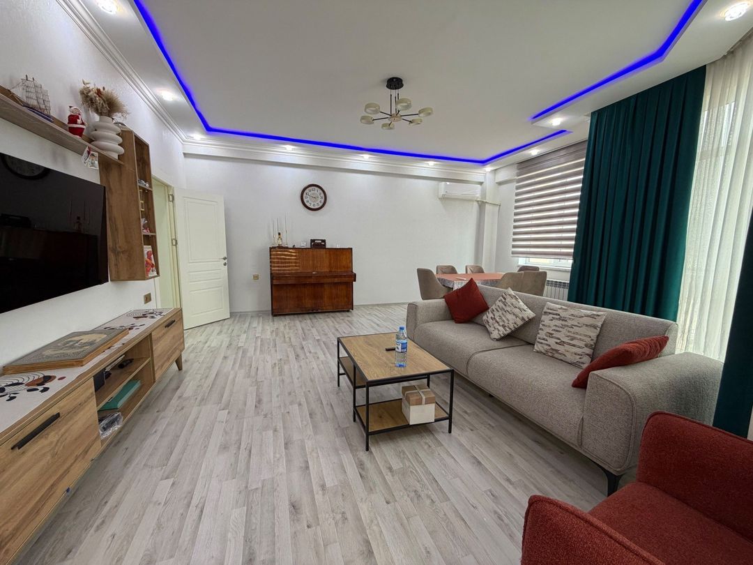 Satılır 2 otaqlı yeni tikili 92 m² — Mənzil, Bakı (2)