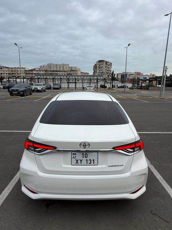 Toyota Corolla, 1.8 L, 0.85 kWh, 2025 il, 7 000 km 10-XY-131 — Avtomobillər, Bakı (3)