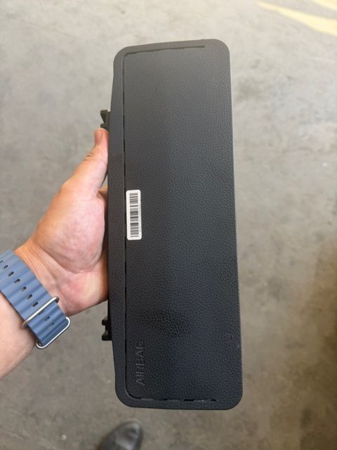 Kia K5 2024 dizlik airbag — 220 ₼ · Bakı · Ehtiyat hissələri və aksesuarlar Kia K5 2024 dizlik airbag — Bakı