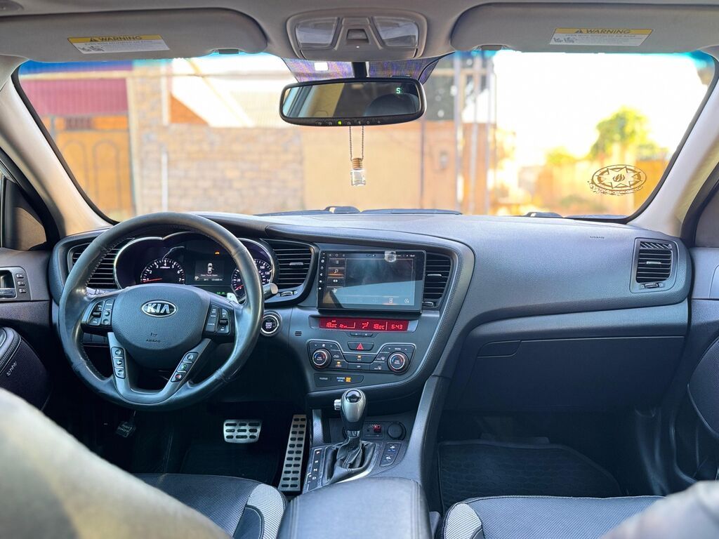 Kia Optima sedan – gümüşü rəngdə, tam ölçülü şəhər və magistral üçün 20-ES-082 — Avtomobillər, Bakı (6)