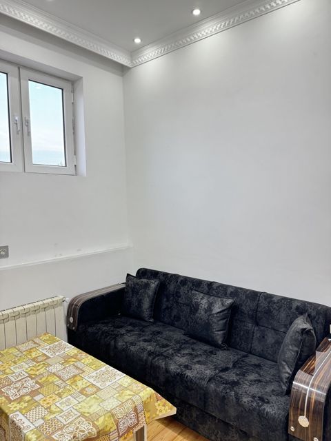 İcarəyə verilir 1 otaqlı köhnə tikili 20 m² — 280 ₼ · Bakı · Mənzil İcarəyə verilir 1 otaqlı köhnə tikili 20 m² — Bakı