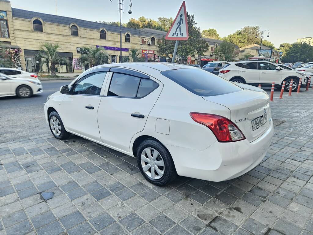 Nissan Latio, 1.2 L, 2013 il, 230 000 km 99-MN-110 — Avtomobillər, Bakı (8)