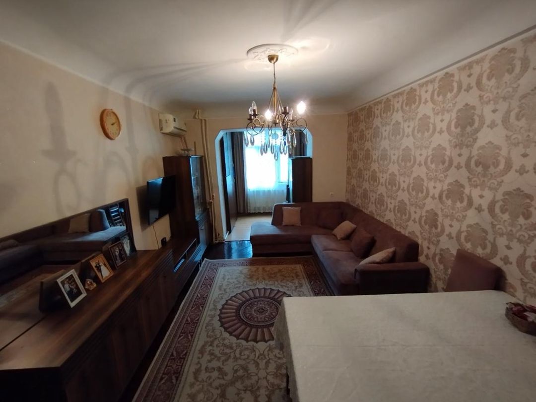 3 otaqlı mənzil, 70 m², m.Neftciler Q.Qarayev prospekti, Bakı — Mənzil, Bakı
