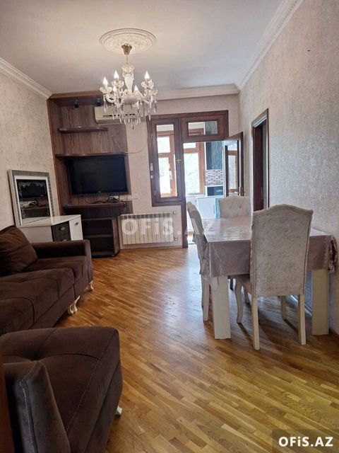 Köhnə tikili Satılır Nəsimi r., Memar Əcəmi m., 3 otaq, 63 m² — Bakı