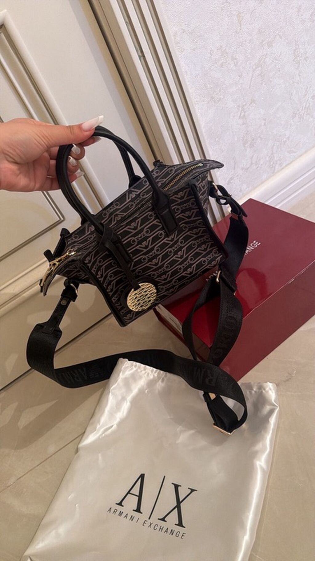Armani Exchange (A|X) mini çanta Qutuda cexolda verilir son qiymet — Çantalar, çamadanlar, cüzdanlar, Masazır (2)