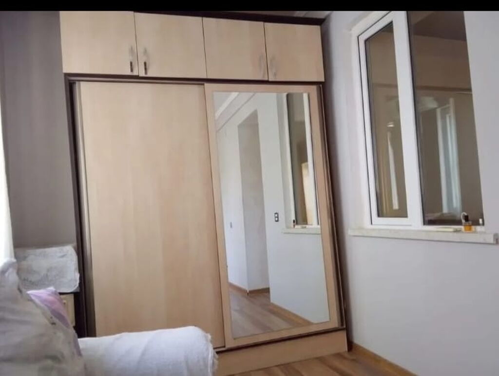 Dolab satılır qiymət 180azn ünvan Hökməli qəsəbəsi Sevgi 4647 — Şkaflar, Bakı