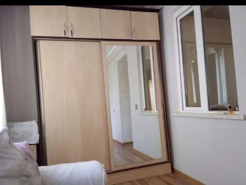Dolab satılır qiymət 180azn ünvan Hökməli qəsəbəsi Sevgi 4647 — Bakı