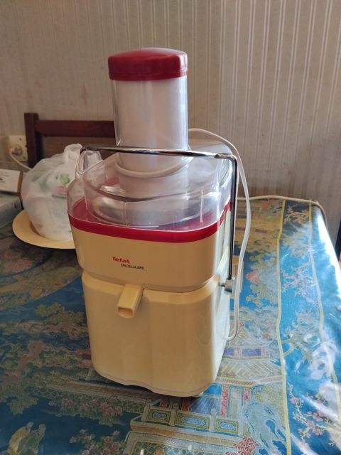 Şirəçəkən Tefal — 29 ₼ · Bakı · Ev texnikası Şirəçəkən Tefal — Bakı
