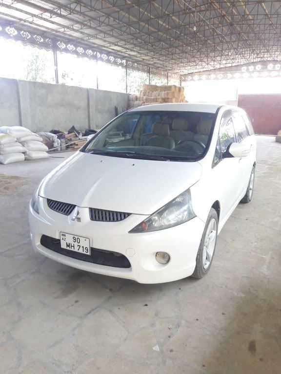 Mitsubishi Grandis, 2.4 L, 2003 il, 264 000 km 90-MH-719 — Avtomobillər, Bakı (4)