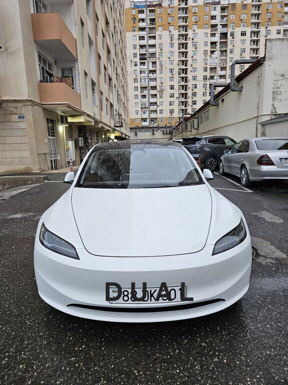 Tesla Model 3, 82 kWh, 2024 il, 18 000 km 88-DK-301 — Avtomobillər, Bakı