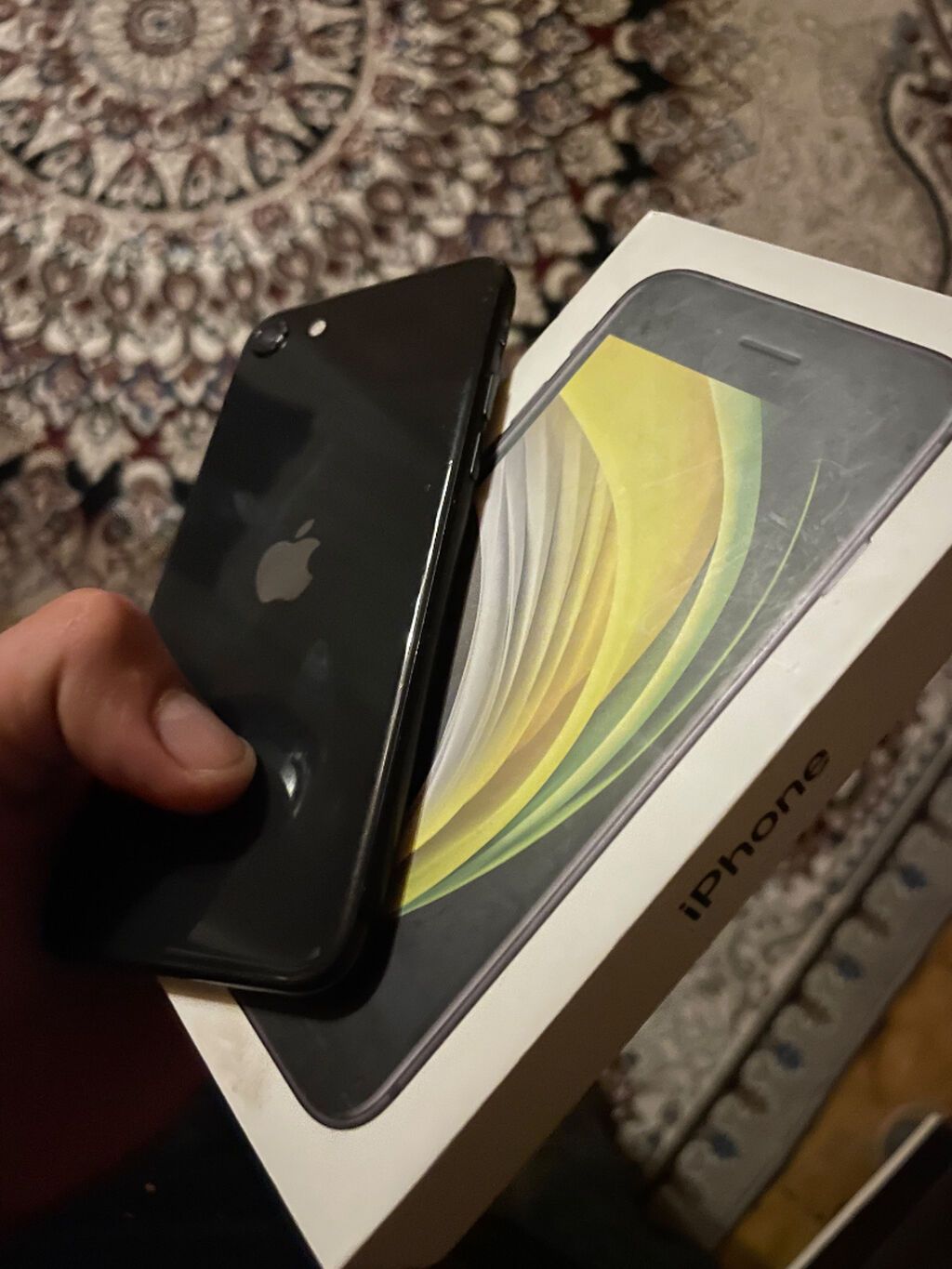 IPhone SE 2020, 64 GB, Jet Black, Barmaq izi — Apple iPhone, Bakı (2)