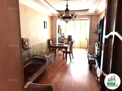 Satılır 2 otaqlı 60 m² köhnə tikili İçəri Şəhər m — 198 000 ₼ · Mənzil Satılır 2 otaqlı 60 m² köhnə tikili İçəri Şəhər m