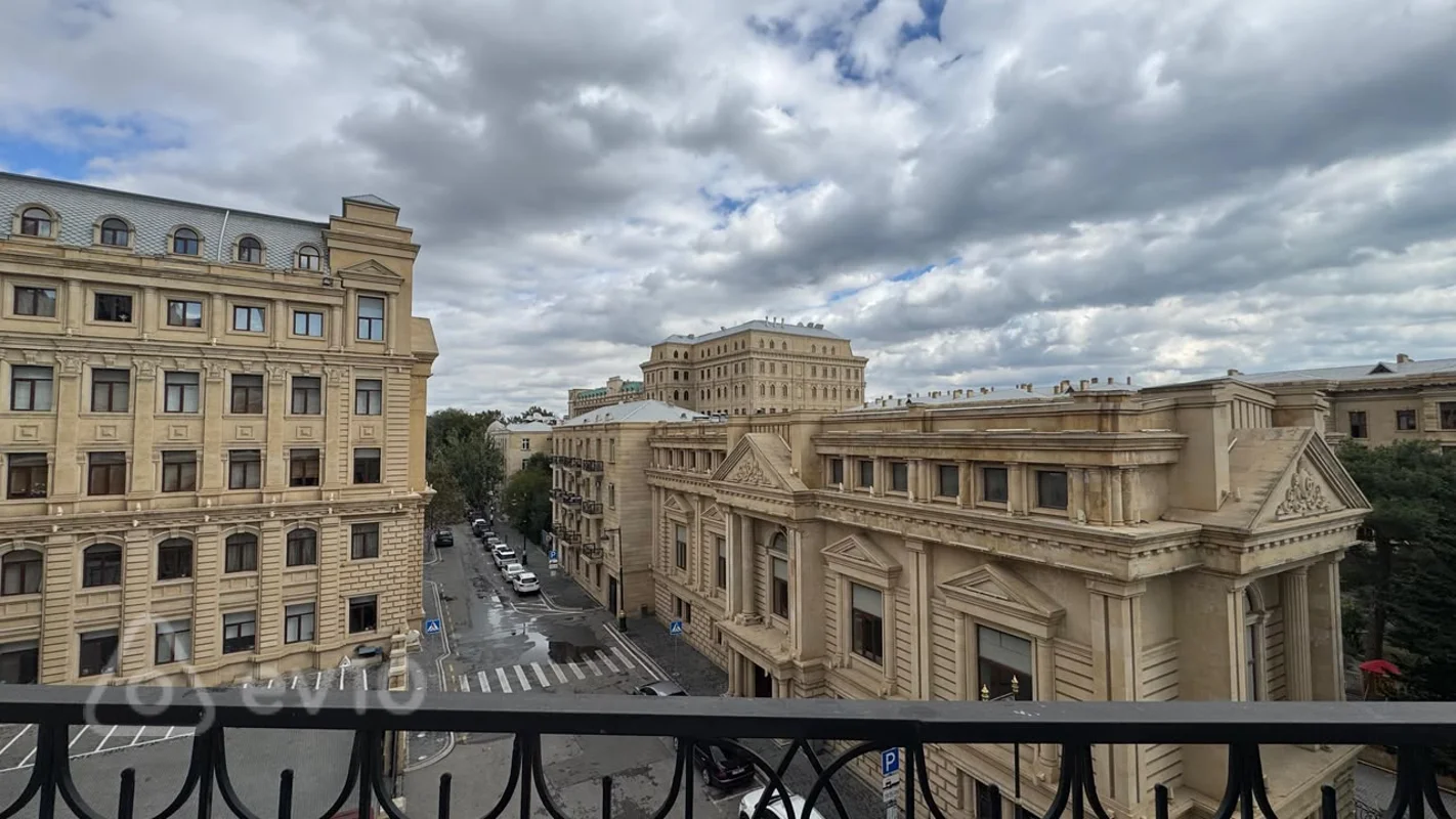 2 otaqlı mənzil, 70 m², Sövkət Ələkbərova kucesi. — kirayə — Bakı