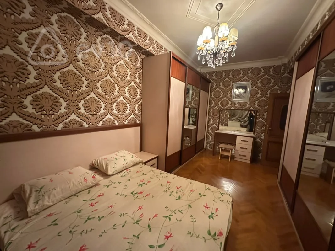 3 otaqlı mənzil, 140 m², Naxçıvani küçəsi — kirayə — Mənzil, Bakı (6)