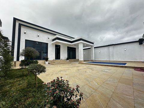 Satılır 4 otaqlı həyət evi/bağ evi 120 m² — Bakı