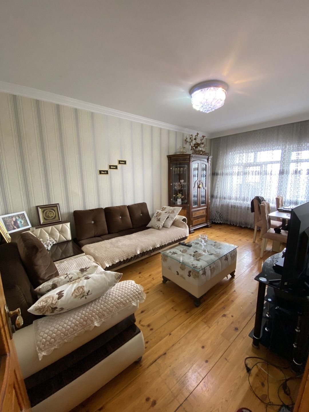 Satılır 2 otaqlı köhnə tikili 58 m² — Mənzil, Bakı