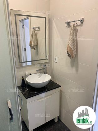 Satılır 3 otaqlı 62 m² yeni tikili 28 May m — Mənzil (9)