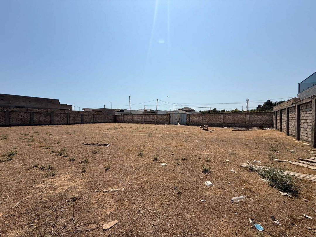 12 sot torpaq sahəsi, Şüvəlan qəs — Torpaq, Bakı