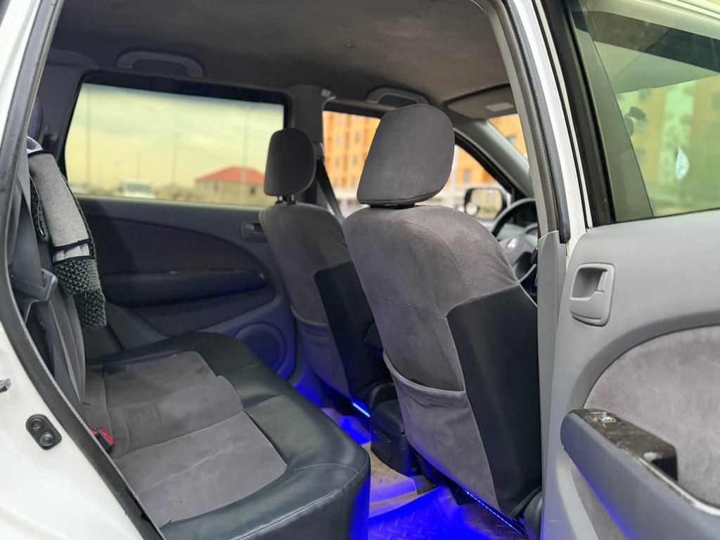 Mitsubishi Airtrek, 2.0 L, 2002 il, 324 000 km — Avtomobillər, Bakı (12)