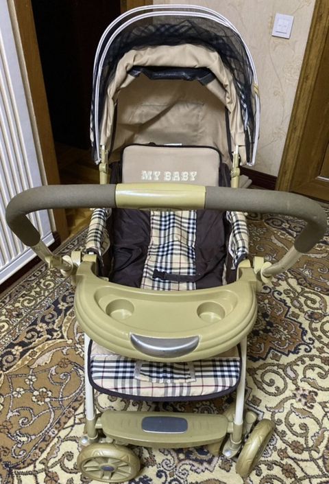 Uşaq arabası – “MY Baby” yazılı, bej-qəhvəyi rəng palitrası və dama — 85 ₼ · Bakı · Arabalalar Uşaq arabası – “MY Baby” yazılı, bej-qəhvəyi rəng palitrası və dama — Bakı