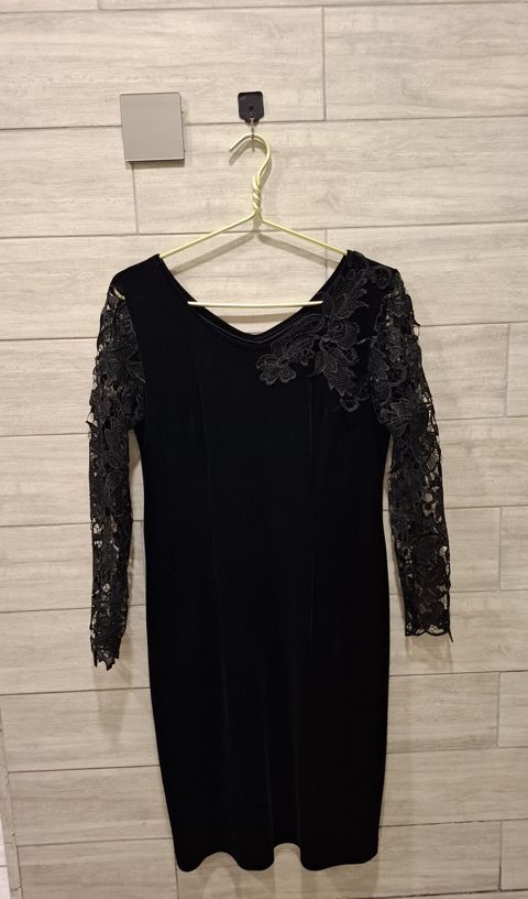 Qara vilur ziyafət donu - Rəng: klassik qara - Material: yumşaq vilur — 35 ₼ · Sumqayıt · Axşam paltarları Qara vilur ziyafət donu - Rəng: klassik qara - Material: yumşaq vilur — Sumqayıt