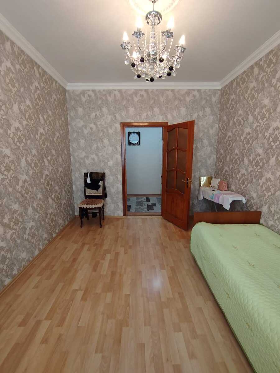 Satılır 4 otaqlı köhnə tikili 120 m² — Mənzil, Bakı (6)