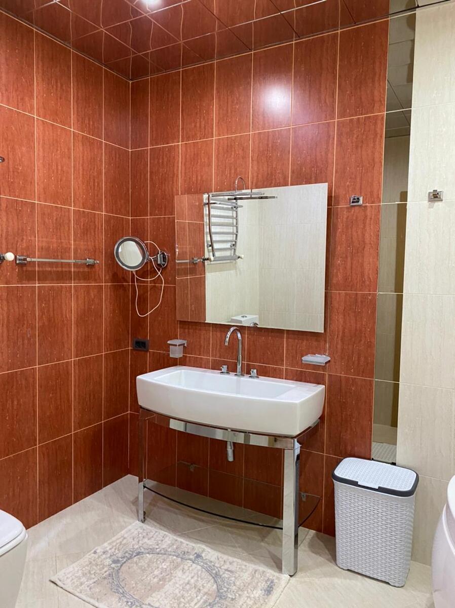 İcarəyə verilir 3 otaqlı yeni tikili 140 m² — Mənzil, Bakı (10)