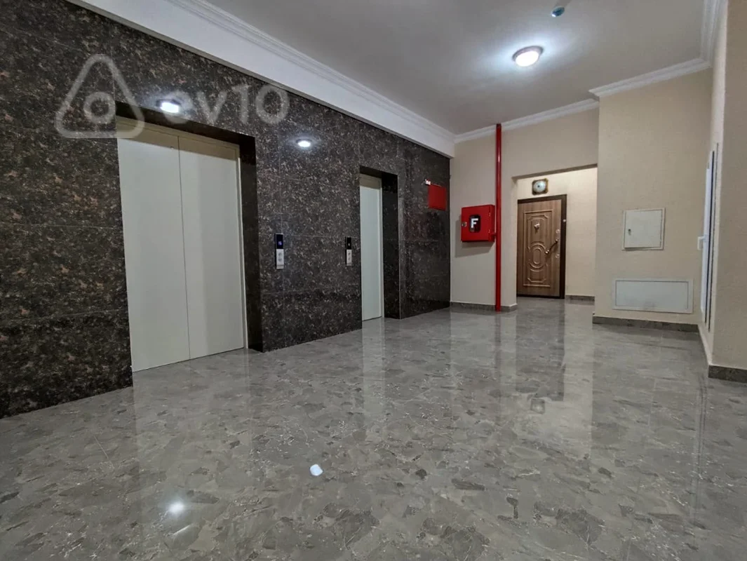 3 otaqlı mənzil, 138 m², 8 Noyabr prospekti — Mənzil, Bakı (2)