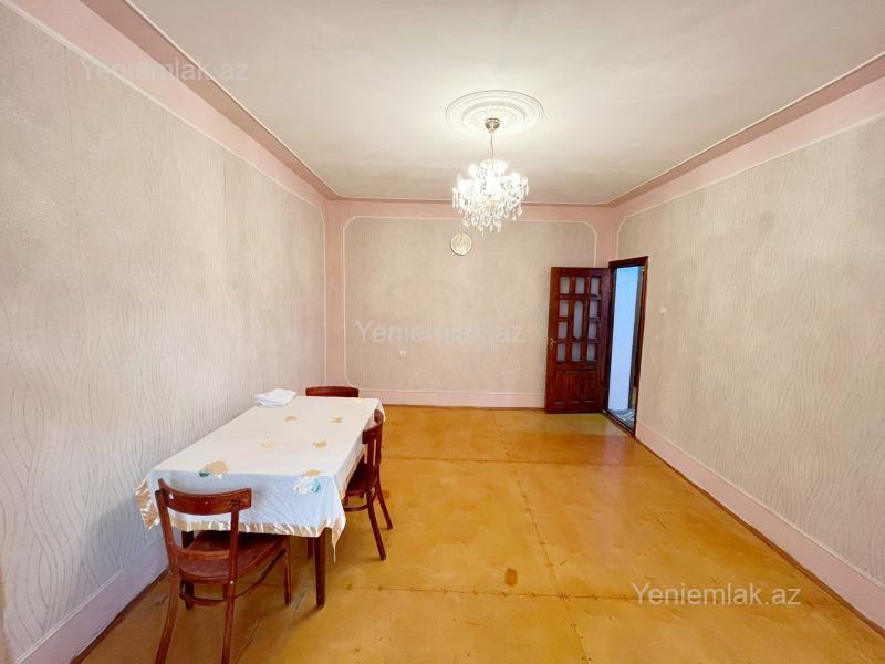 Satılır 3 otaqlı Bina evi menzil (Köhnə tikili), 80 m², 10-cu mikrorayon — Mənzil, Sumqayıt (11)