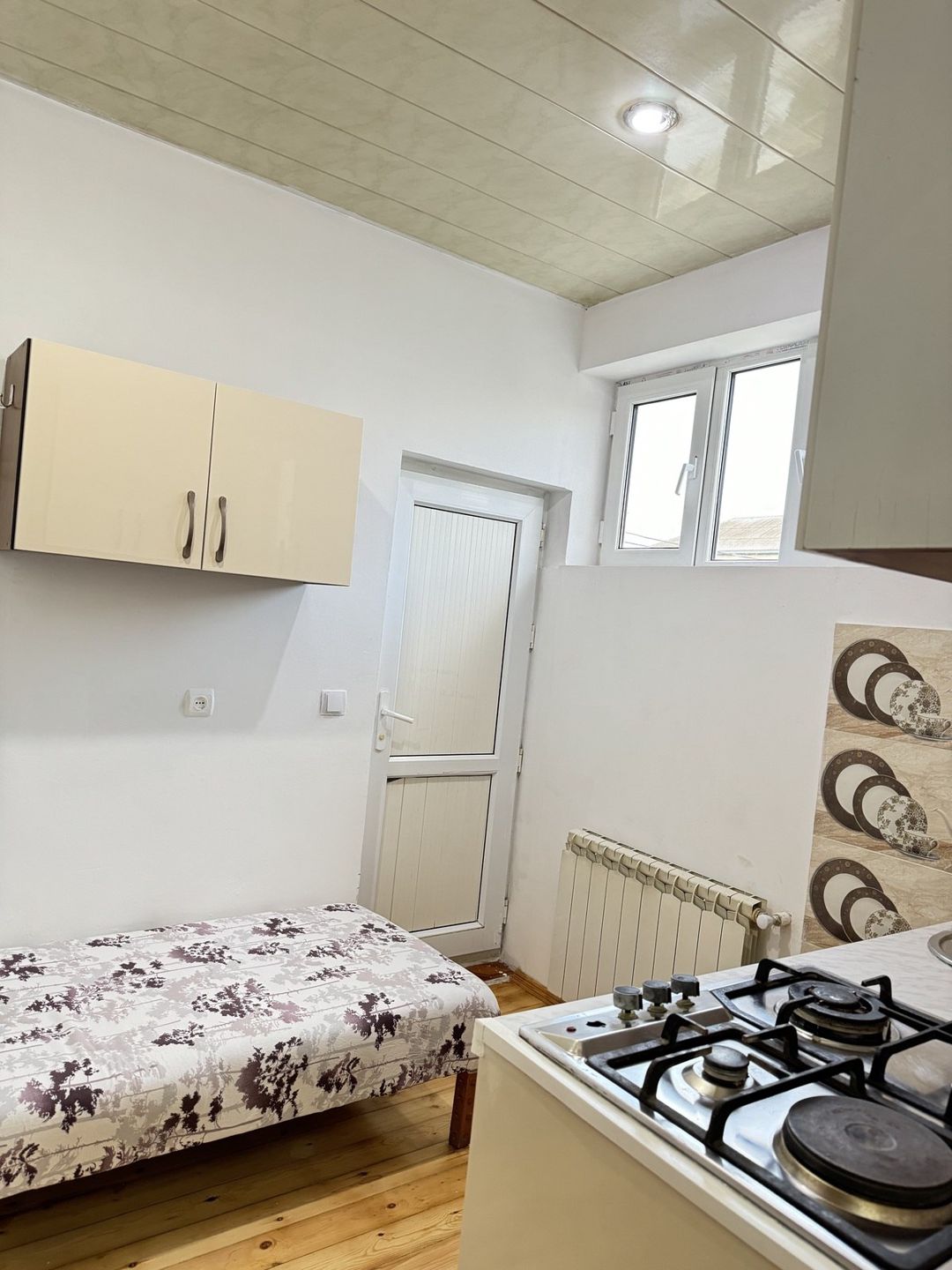 İcarəyə verilir 1 otaqlı köhnə tikili 20 m² — Mənzil, Bakı (4)