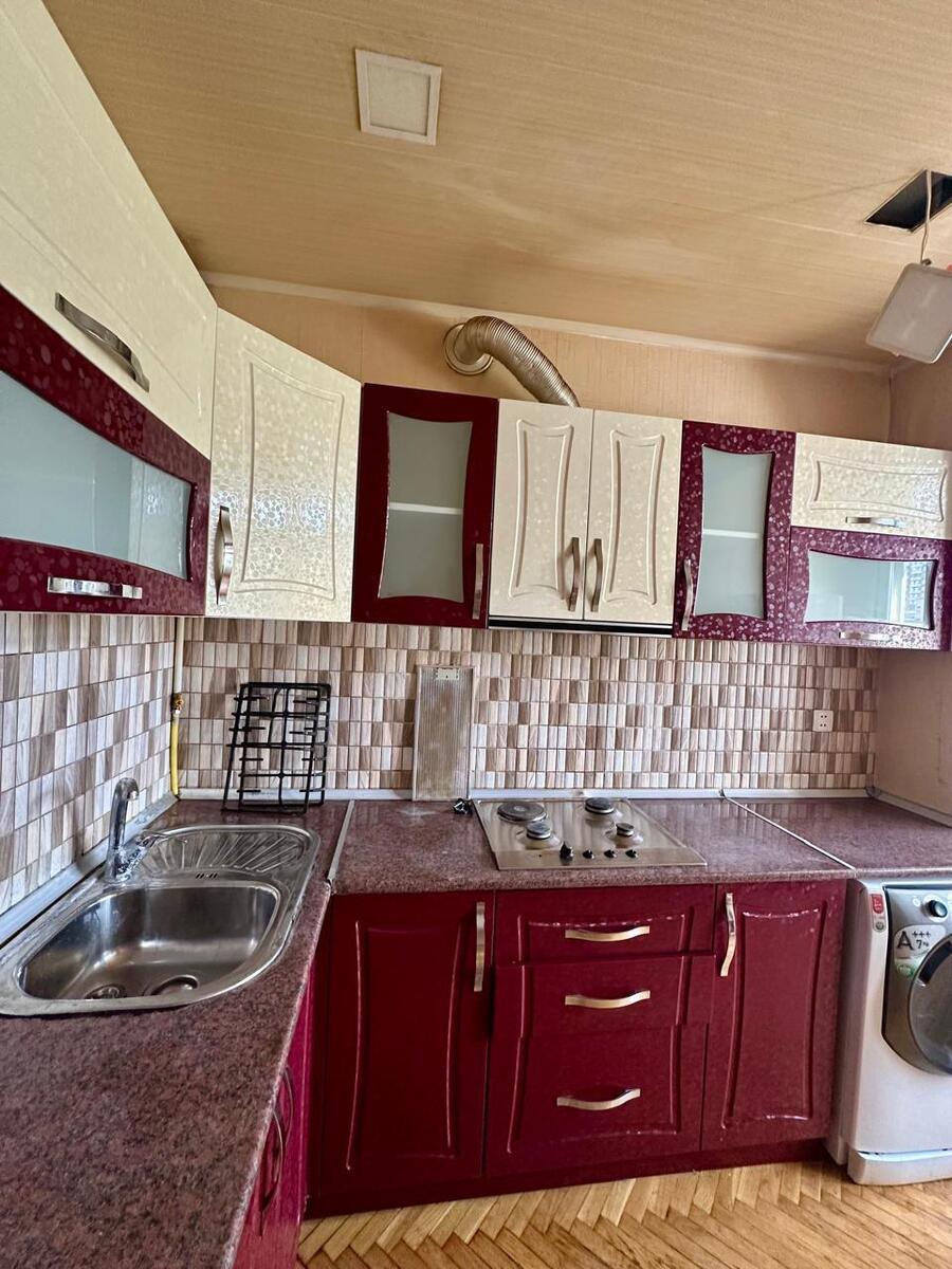 Satılır 3 otaqlı köhnə tikili 85 m² — Mənzil, Bakı (3)