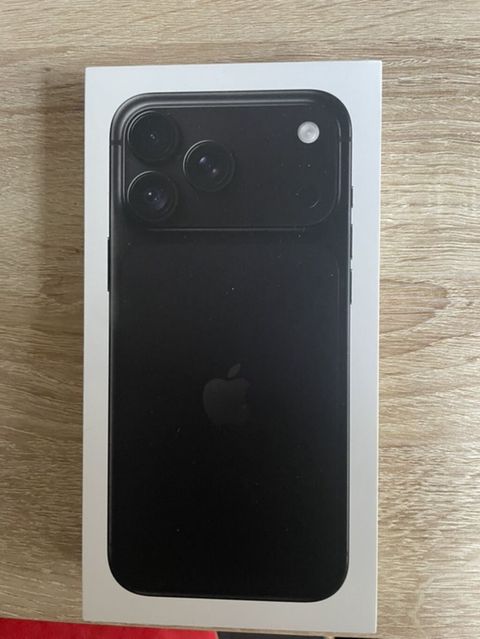 IPhone 18 Pro Max, Qara — 3 800 ₼ · Bakı · Apple iPhone IPhone 18 Pro Max, Qara — Bakı