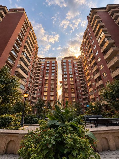 Satılır 4 otaqlı yeni tikili 195 m² — 650 000 ₼ · Bakı · Mənzil Satılır 4 otaqlı yeni tikili 195 m² — Bakı