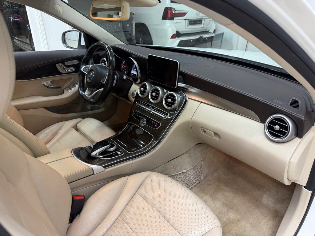 Mercedes C 300, 2.0 L, 2016 il, 142 000 km — Avtomobillər, Bakı (12)