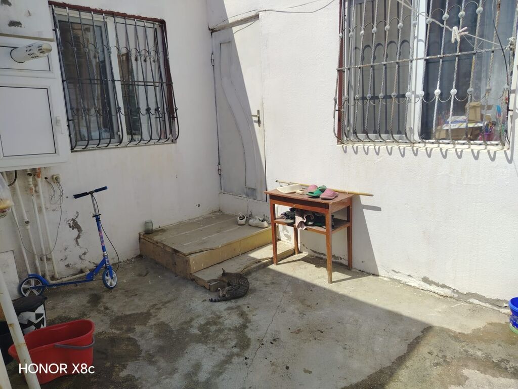 Salam masazırda 3 otaqlı həyət evimi satıram evində həyətində kupçası — Ev, villa, Masazır (4)