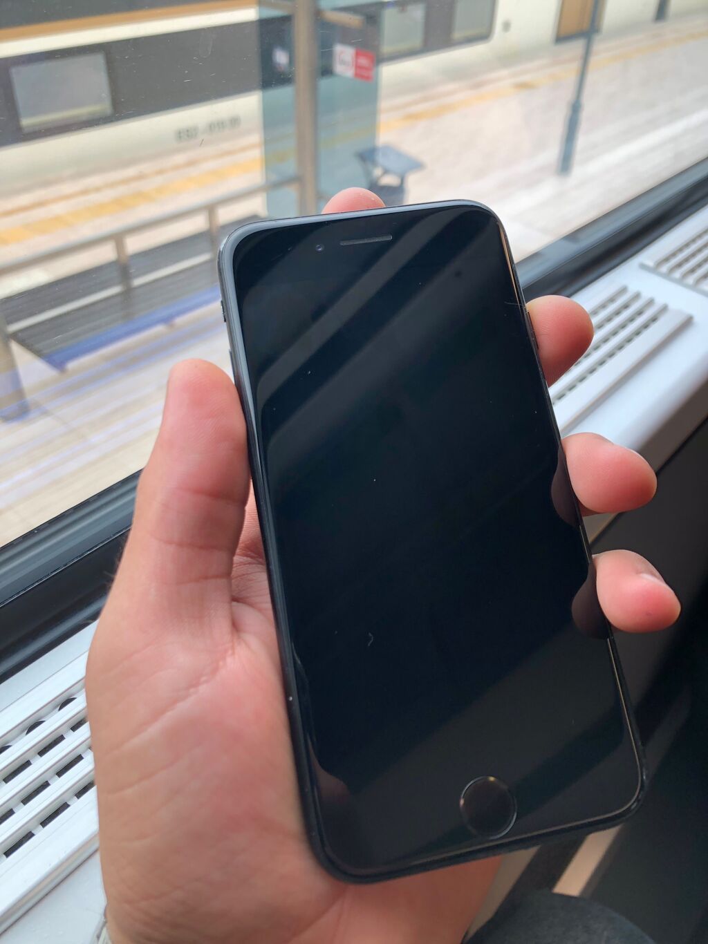 IPhone SE 2020, 128 GB, Qara, Barmaq izi — Apple iPhone, Sumqayıt (2)