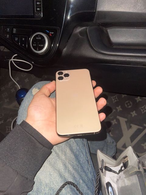 IPhone 11 Pro Max, 64 GB, Qızılı, Face ID — 300 ₼ · Digah · Apple iPhone IPhone 11 Pro Max, 64 GB, Qızılı, Face ID — Digah