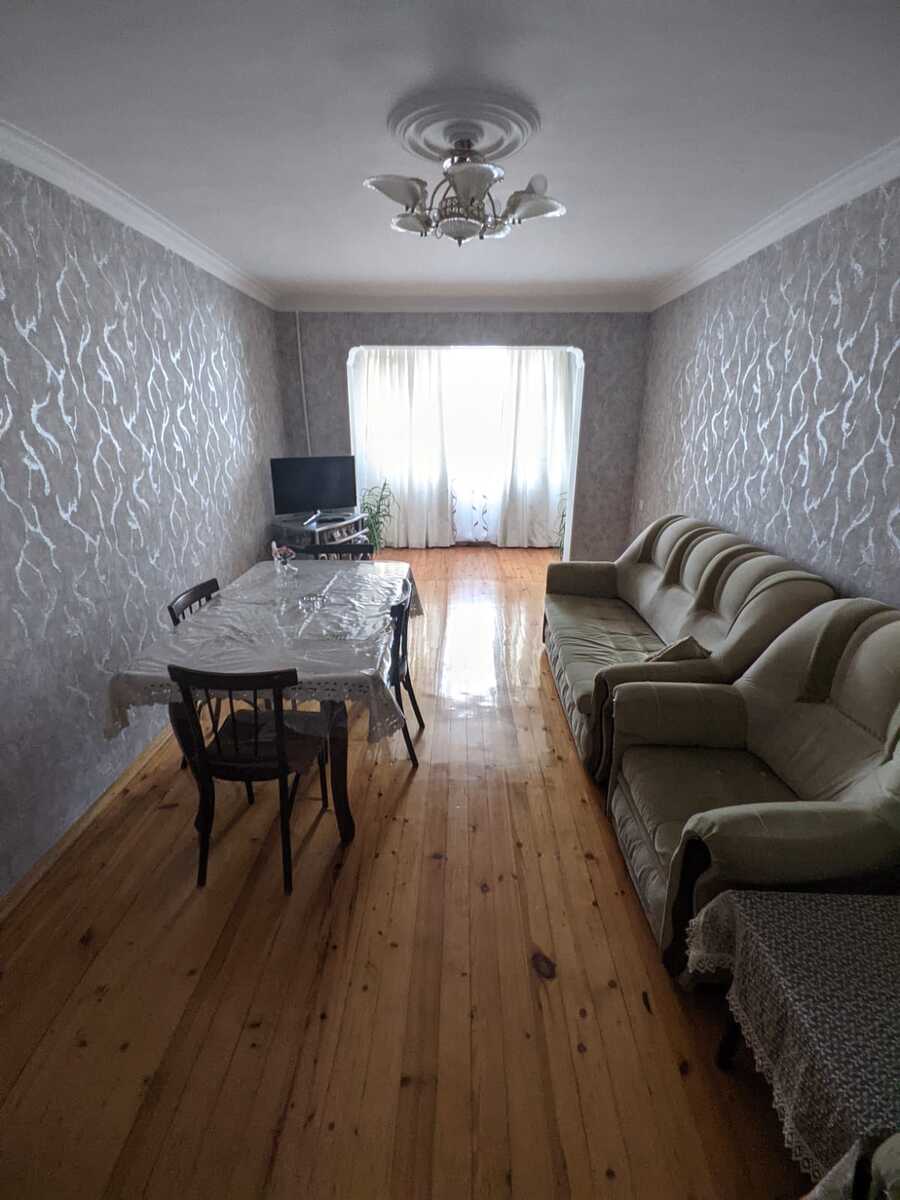 Satılır 4 otaqlı köhnə tikili 110 m² — Mənzil, Bakı