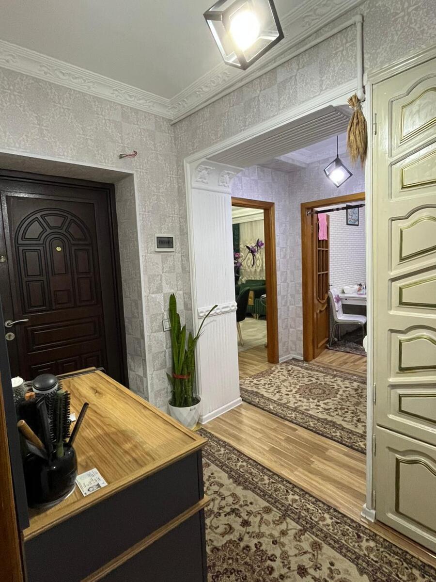 Satılır 4 otaqlı köhnə tikili 100 m² — Mənzil, Bakı (6)