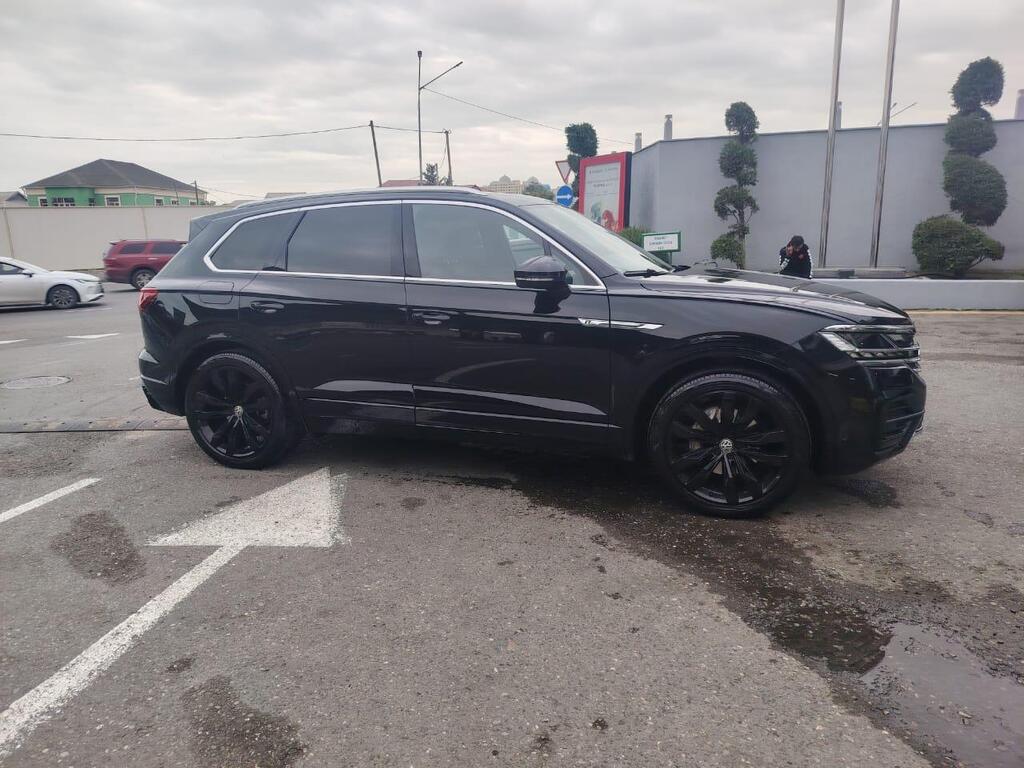 Volkswagen Touareg, 4.1 L, 2018 il, 201 000 km — Avtomobillər, Bakı (7)