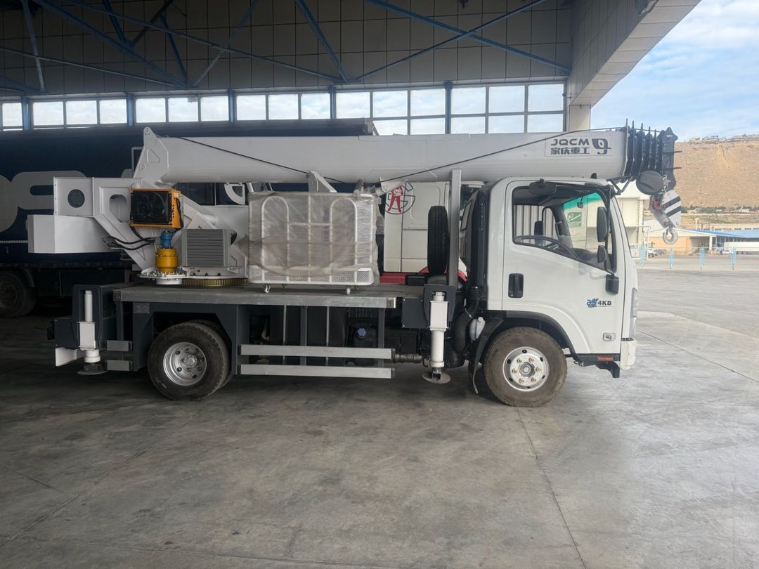Avtokran "Isuzu", 2025 il — İnşaat texnikası, Bakı (9)