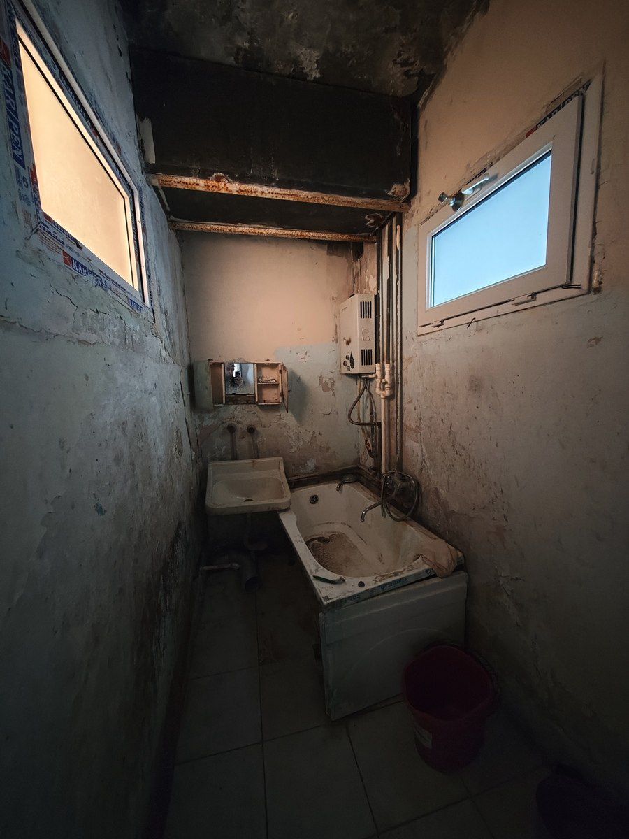 Satılır 2 otaqlı köhnə tikili 60 m² — Mənzil, Bakı (3)